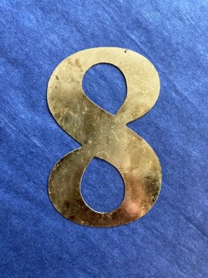 plåtsiffra 8